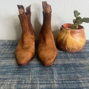 🍁RM. Williams Suede Maleficent 6.5